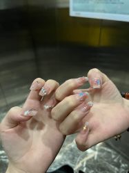 -UGIRL有个美甲