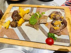 -猛古里烤肉自助(荟聚中心店)