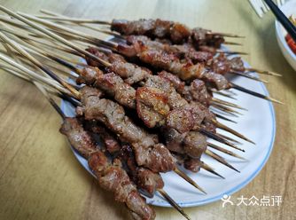 前两天跟妈妈说好想撸串，快忘记串串什么味道了