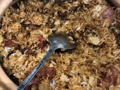 招牌腊味煲仔饭-高第街56号港式餐厅·精选(世茂广场宽厚里大明湖店)