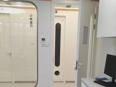 -皓齿连锁·雅贝健口腔·种植·矫正中心(虹口曲阳路店)