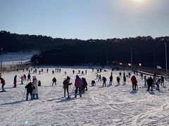 -十三陵雪世界滑雪场