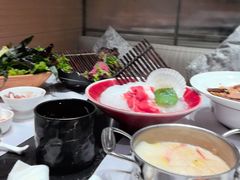 -红鼎豆捞·非遗鲍皇汤火锅(宝丰路店)