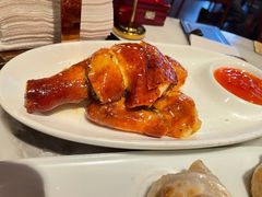 脆皮吊烧鸡-蝴蝶里·粤菜·点心(滨江龙湖店)