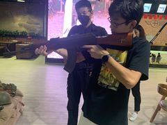 -都市枪神实弹射击俱乐部