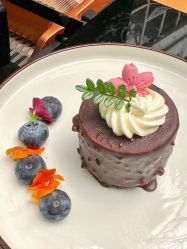 -童谣里医疗级月子中心(独栋湖景店)