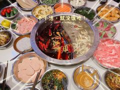 -憨铁匠老火锅(龙岗万科里店)