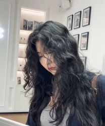 -十六番发型师事务所