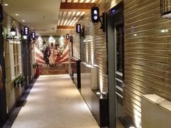 -环球梦主题KTV(曲阳生活购物中心店)