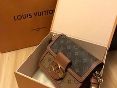 -LV路易威登(杭州万象城店)