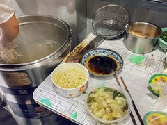 鲜肉馄饨-文武王氏烧饼·无矾油条(西溪路店)