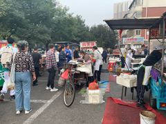 -滨海新区濒开里菜市场