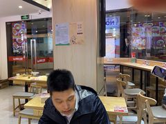 -魔都三兄弟酸辣粉·蘸卤炸串(虹桥万科店)