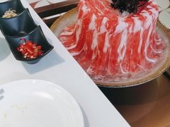-洪氏嗨捞·广东猪肚鸡·椰子鸡火锅(西咸万象城店)