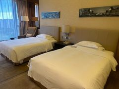 -广州花都皇冠假日酒店