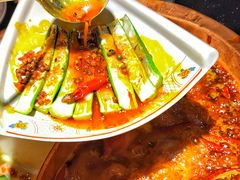 -山城鼎重庆老火锅(西安钟楼店)
