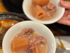 -莲餐厅·湖北菜·潜江小龙虾店(愚园路店)