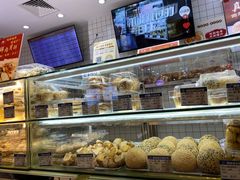 -白玉兰食品甜凤店(合生汇店)