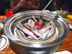 -明洞阿姨·韩式酱蟹烤肉·创意料理(三元桥店)