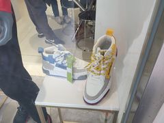 -云柏鞋业(十里堡店)