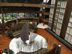 -上海滴水湖皇冠假日酒店