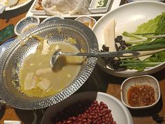 -95号酱骨·一块豆腐(展春园西路店)