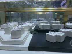 -珂兰钻石(美美2购物中心店)
