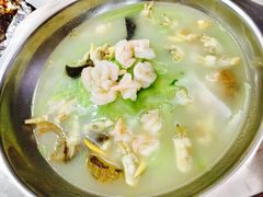 -地方名吃海鲜大馅蒸饺(北戴河店)