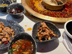 -哥老官重庆美蛙鱼头(虹口龙之梦店)