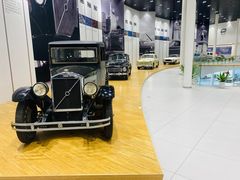 -杭州中沃沃尔沃4S店(滨江区店)