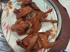 红烧乳鸽-时利和美食(东方广场店)