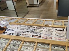 -瑞司视光眼镜·蔡司战略合作眼镜店(新街口店)