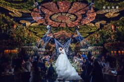 点击看大图 -伯瓷皇后婚纱艺术空间