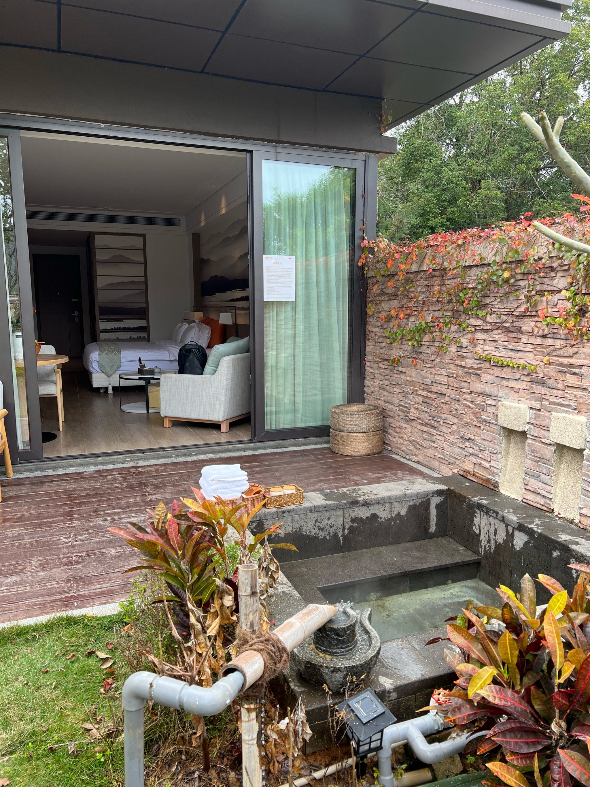 温泉小屋解压记