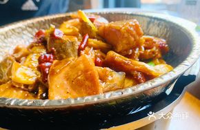 Braised Whole Smelly Mandarin Fish