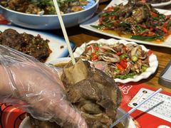 -李双猪·小龙虾·烧烤·羊肉煲(乐山店)