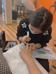 -爱小小美甲美学