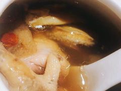 鲍鱼人参汤-尚一汤 广东炖汤(金桥国际店)