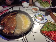 -热火朝天鲜切牛肉火锅(南强街巷店)