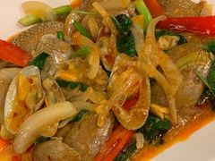 -J Daeng Seafood