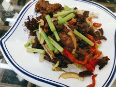 葱爆羊肉-徽州美食(三十年老店)