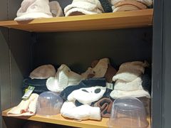-九木杂物社(新奥购物中心店)