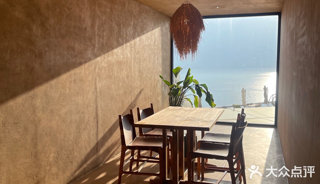 浪漫的不是我！是大理这家落日海景餐厅