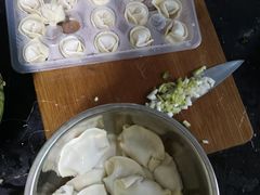 -维园港式茶餐厅(龙岗盛平店)