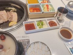 -韩香福烤肉庄园(荣成店)