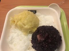 -满记甜品(日月光二店)