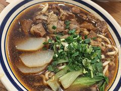 红烧牛腩面-醉牛腩·面小馆