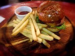 -羽深肉铺 Steak & Wine