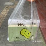 再往前走一走，发现是我记错了店铺位置，原来它一直很坚挺