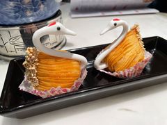 鲜果榴莲天鹅酥-陶陶居酒家(海岸城店)